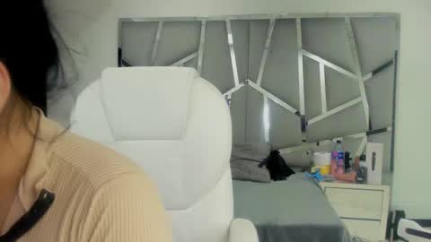 dianarous online show from January 11, 2025, 3:13 am