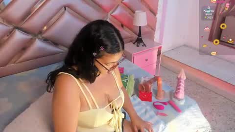 Snapshot of dianasheren chatting on June 23, 2026, 9:02 pm dianasheren online show from June 23, 2026, 9:02 pm