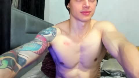 jhon online show from November 18, 2025, 9:30 pm