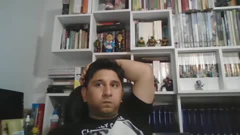 dickeduardo online show from September 21, 2025, 9:38 pm