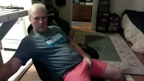 Richard Fleischer online show from November 10, 2025, 8:35 am