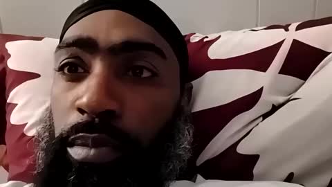 dicksnd34 online show from April 13, 2026, 8:42 am