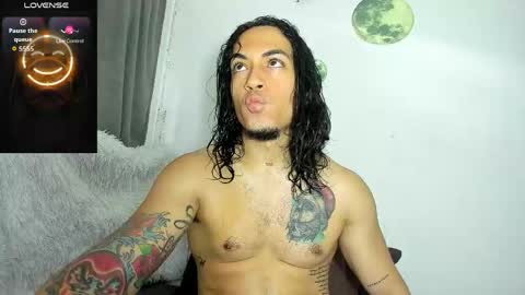 Snapshot of diego__cruz chatting on May 9, 2026, 1:16 pm Diego online show from May 9, 2026, 1:16 pm