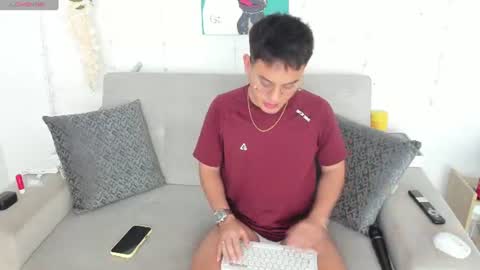 Diego Robles online show from July 4, 2026, 7:20 pm