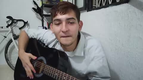 Snapshot of diegorogue_ chatting on January 3, 2025, 12:00 am Diego rogue online show from January 3, 2025, 12:00 am