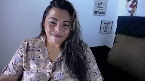 Snapshot of dihayara chatting on June 25, 2026, 4:45 am Mariana online show from June 25, 2026, 4:45 am