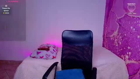 Snapshot of diiosa_latina chatting on June 16, 2026, 7:16 pm diiosa_latina online show from June 16, 2026, 7:16 pm