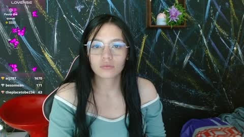 Ximena  online show from January 16, 2025, 11:15 am