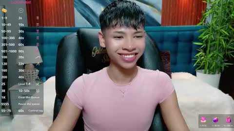 Snapshot of dilan_911 chatting on December 19, 2025, 6:59 pm DILAN online show from December 19, 2025, 6:59 pm