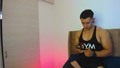 Dilan Coy online show from January 15, 2026, 8:56 pm