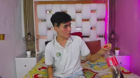 Dilanfiree online show from March 8, 2025, 2:34 am