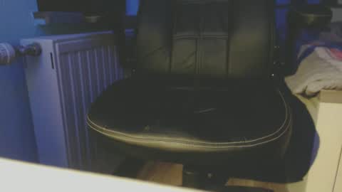 Snapshot of dildolover1278 chatting on December 14, 2024, 4:09 pm dildolover1278 online show from December 14, 2024, 4:09 pm