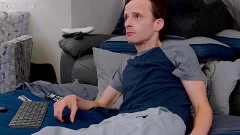 Dilldough405 online show from October 25, 2025, 5:37 am