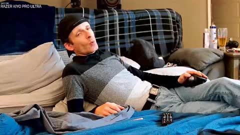 Dilldough405 online show from December 1, 2025, 4:28 am