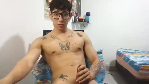 Snapshot of dillom420 chatting on February 26, 2025, 5:31 am dillom420 online show from February 26, 2025, 5:31 am