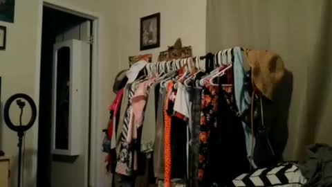 Snapshot of dimepiecexxx chatting on September 16, 2025, 10:27 am Sofie online show from September 16, 2025, 10:27 am