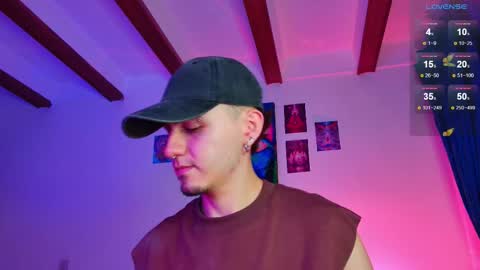 Julian Independent Model online show from September 17, 2025, 6:15 am