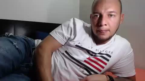 dimitribigdick18 online show from March 8, 2025, 12:00 am