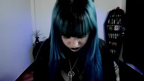 dimmuanddarkness online show from April 18, 2026, 7:07 pm