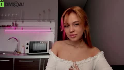 Snapshot of din_star chatting on March 13, 2026, 7:04 am Dina online show from March 13, 2026, 7:04 am