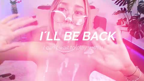 Snapshot of dina_ride chatting on February 16, 2025, 3:48 pm online show from February 16, 2025, 3:48 pm