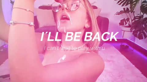 Snapshot of dina_ride chatting on February 21, 2025, 12:28 pm online show from February 21, 2025, 12:28 pm