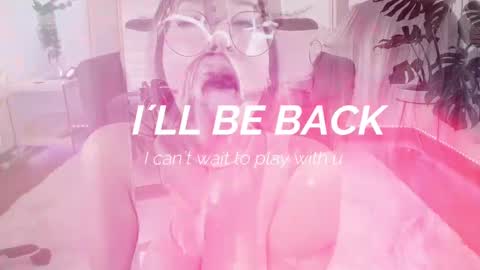 Snapshot of dina_ride chatting on March 6, 2025, 12:30 pm online show from March 6, 2025, 12:30 pm