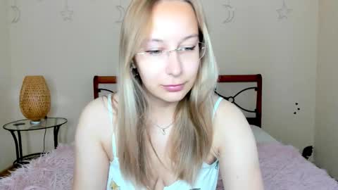 Dina online show from September 14, 2025, 1:49 am