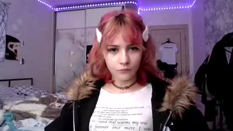 DinaDollins online show from June 24, 2026, 10:58 am