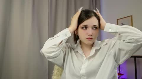 Snapshot of dinahganus chatting on October 15, 2025, 4:56 am Rina online show from October 15, 2025, 4:56 am