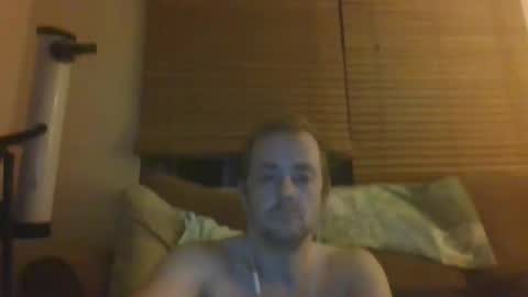 Snapshot of dingleberryjonesmagee chatting on April 16, 2026, 8:04 am dingleberryjonesmagee online show from April 16, 2026, 8:04 am