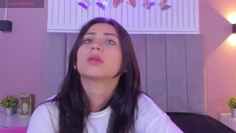Snapshot of diosa_cristal chatting on December 24, 2024, 3:16 am Cristal online show from December 24, 2024, 3:16 am