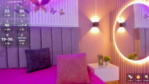 Snapshot of diosa_cristal chatting on January 23, 2025, 6:17 am Cristal online show from January 23, 2025, 6:17 am