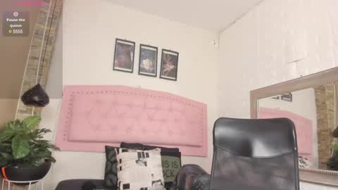 DIOSA online show from February 26, 2025, 8:44 pm