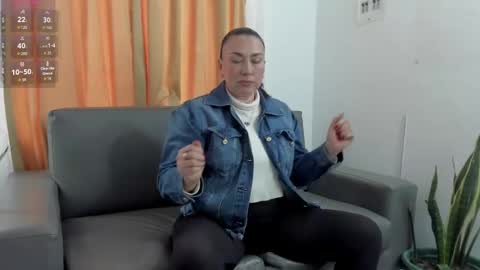 diosavera online show from October 4, 2025, 7:23 pm