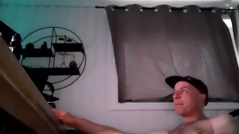 dirkdigglerofficial online show from June 14, 2026, 3:41 am