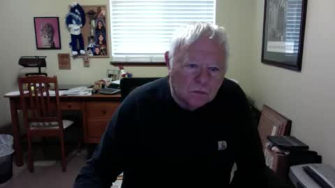 dirtrider195080438 online show from May 18, 2026, 1:28 pm