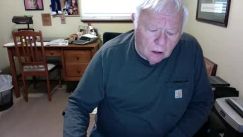 dirtrider195080438 online show from May 23, 2026, 11:20 pm