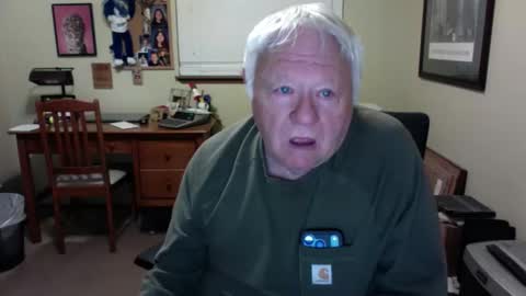 dirtrider195080438 online show from May 26, 2026, 4:41 am