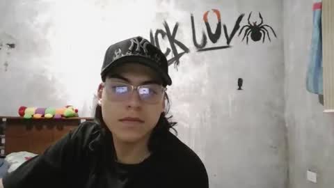 dirty model online show from April 5, 2026, 7:38 am