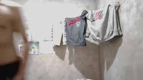 Snapshot of dirty_model chatting on April 18, 2026, 7:58 pm dirty model online show from April 18, 2026, 7:58 pm