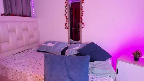 Samantha  online show from February 8, 2026, 2:04 am