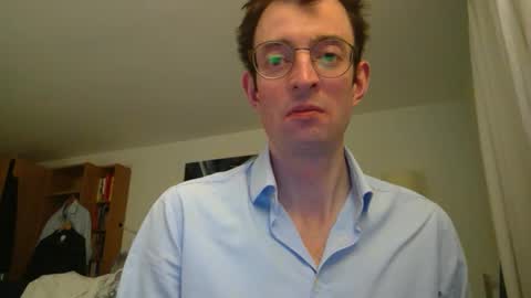 dirtyboy88123 online show from January 27, 2025, 6:52 pm