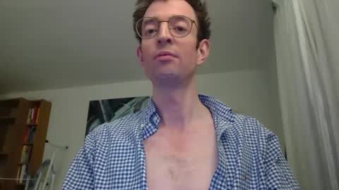 dirtyboy88123 online show from February 6, 2025, 10:21 pm