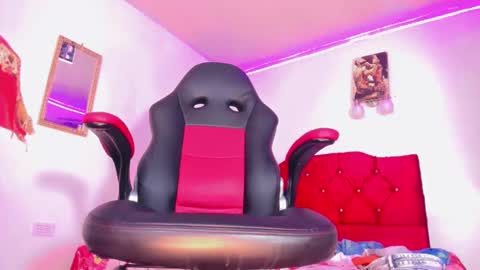 Naomy  online show from January 28, 2025, 9:19 am