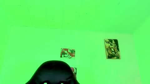 Naomy  online show from October 1, 2025, 3:12 am