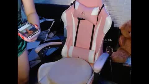 Snapshot of dirtylexa31 chatting on January 19, 2025, 6:21 pm LEXA online show from January 19, 2025, 6:21 pm