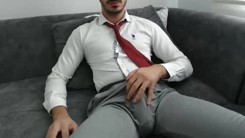 dirtyybooyy77 online show from October 7, 2025, 9:28 am