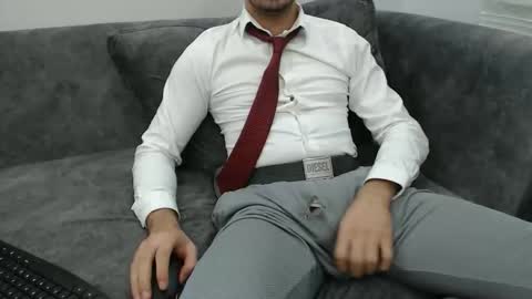 dirtyybooyy77 online show from October 29, 2025, 10:55 pm