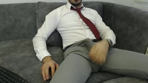 dirtyybooyy77 online show from February 12, 2026, 12:00 pm